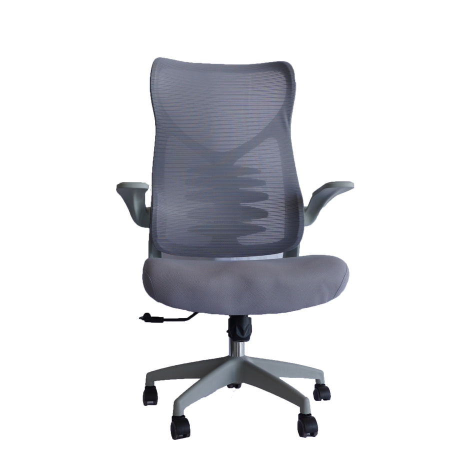 Silla de Oficina MODAMOB modelo Ash, respaldo de malla, piston de gas C3 120Kg, reposabrazos, soporte lumbar, color gris.