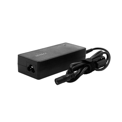 Cargador universal para Laptop Acteck Energon Roam CU494, 12 conectores, 90W, Negro